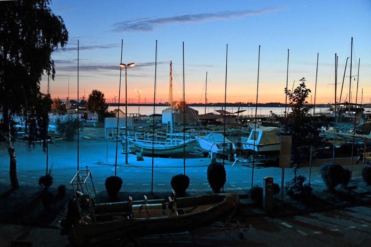 Ahoy Puck Apartament Przy Plazy Z Widokiem Na Morze Εξωτερικό φωτογραφία