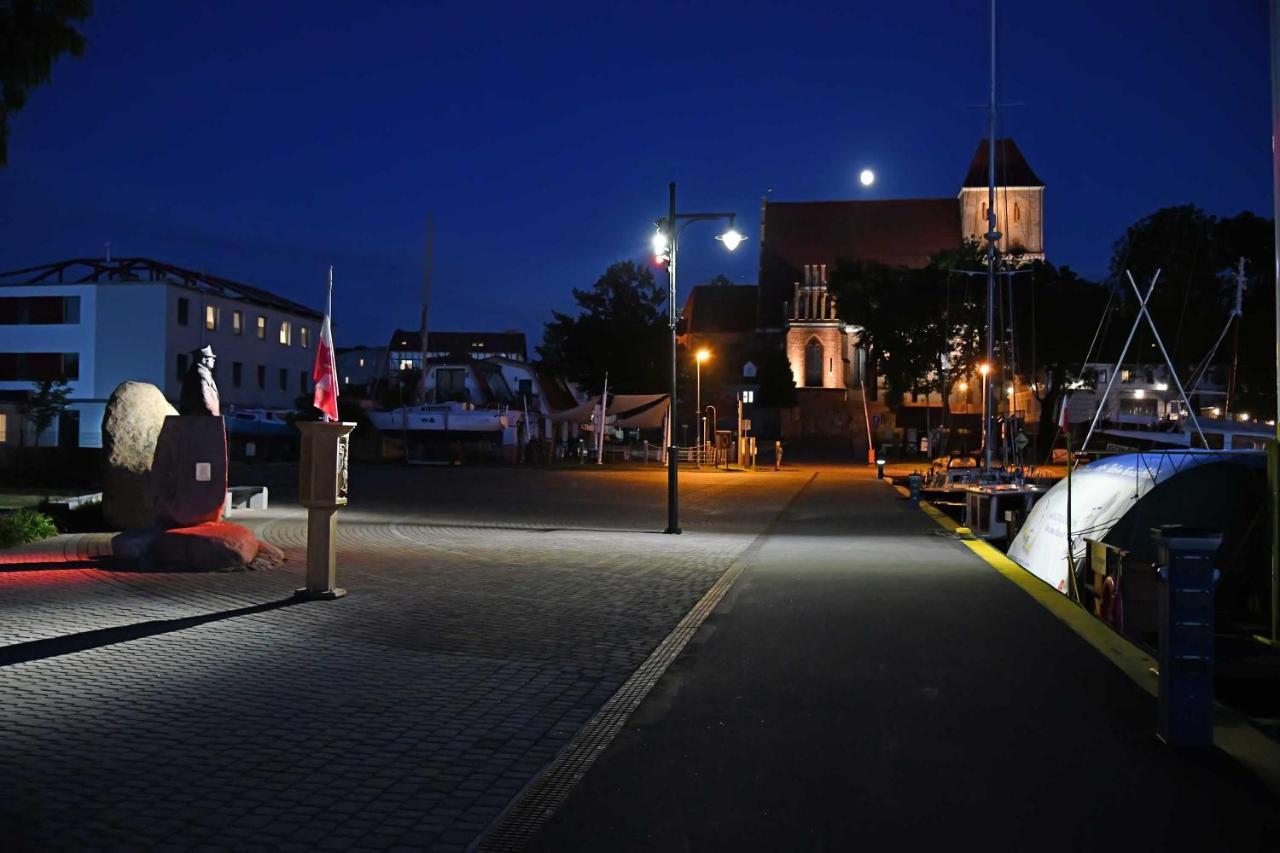 Ahoy Puck Apartament Przy Plazy Z Widokiem Na Morze Εξωτερικό φωτογραφία